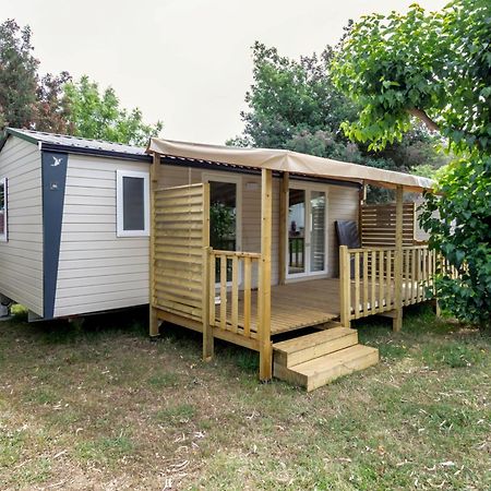 Camping Lou Cabasson Борм-ле-Мимоза Экстерьер фото